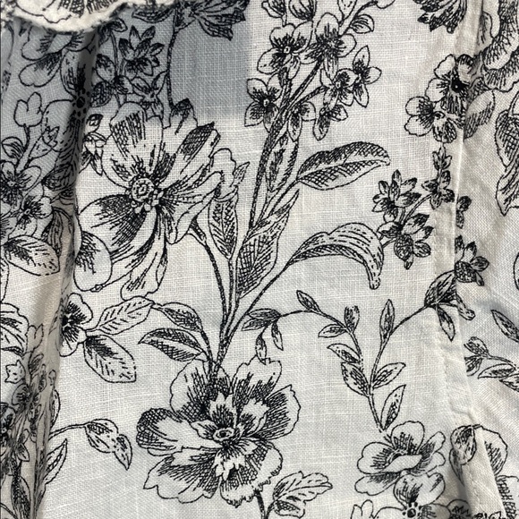 Joie Black and White Linen Floral Button Down Shirt - Picture 3 of 9